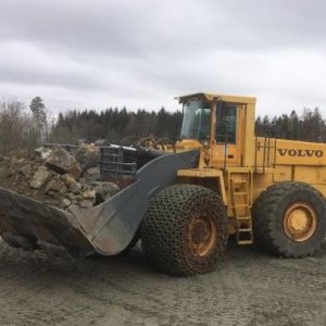 foto 64.5t nakladač VOLVO L330E