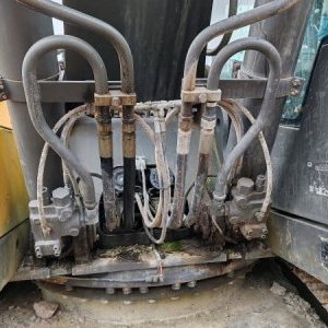 foto 33.5t bagr širokopás Volvo EC300 rypadlo pásové