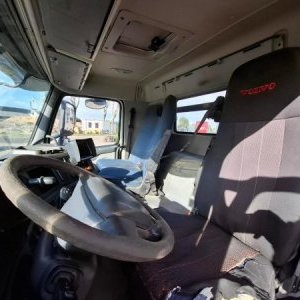 foto 8x4 Volvo tridem kontejner + HMF rotátor