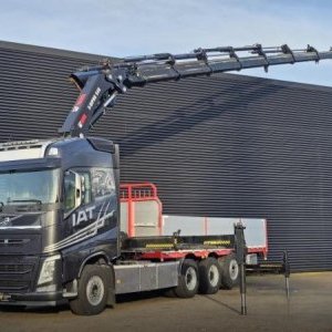 foto 8x4 Volvo valník + naviják s HIAB 54tm / 21m