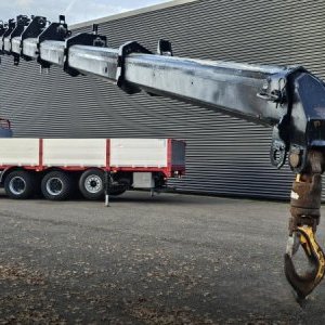 foto 8x4 Volvo valník + naviják s HIAB 54tm / 21m