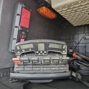 foto 8x4 Volvo valník + naviják s HIAB 54tm / 21m