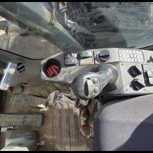 foto 17t bagr Volvo EW140D vývody 4lopaty klima kamera