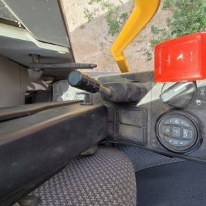 foto 17t bagr Volvo EW140D vývody 4lopaty klima kamera