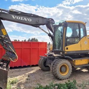foto 17t bagr Volvo EW140D vývody 4lopaty klima kamera