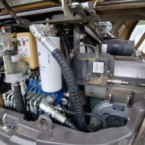 foto 5t minibagr +DRAPÁK 5lopat Volvo ECR50 rypadlo pás